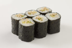 Maki avocat sésame le comptoir à sushis