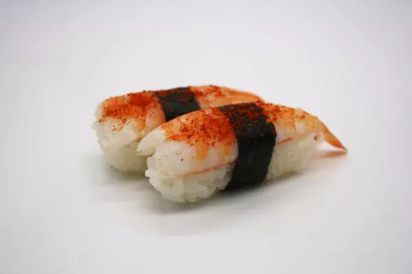 Sushis crevette épicé le comptoir à sushis