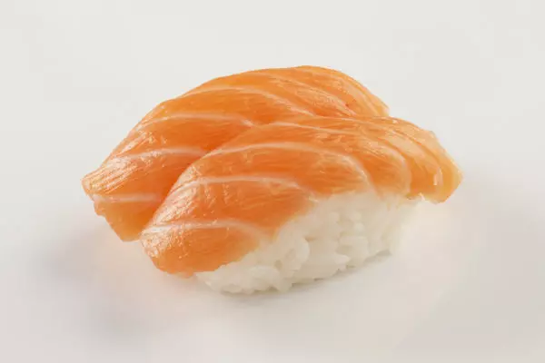 Sushis saumon le comptoir à sushis