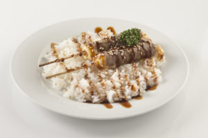 Yakitoris boeuf fromage le comptoir à sushis