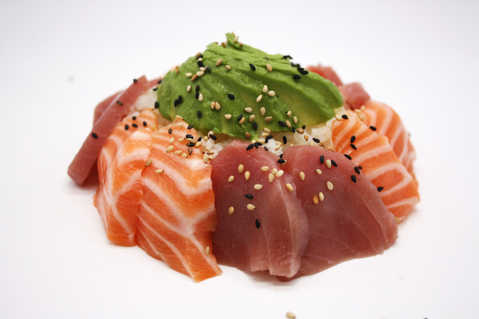 Chirashi saumon thon le comptoir à sushis